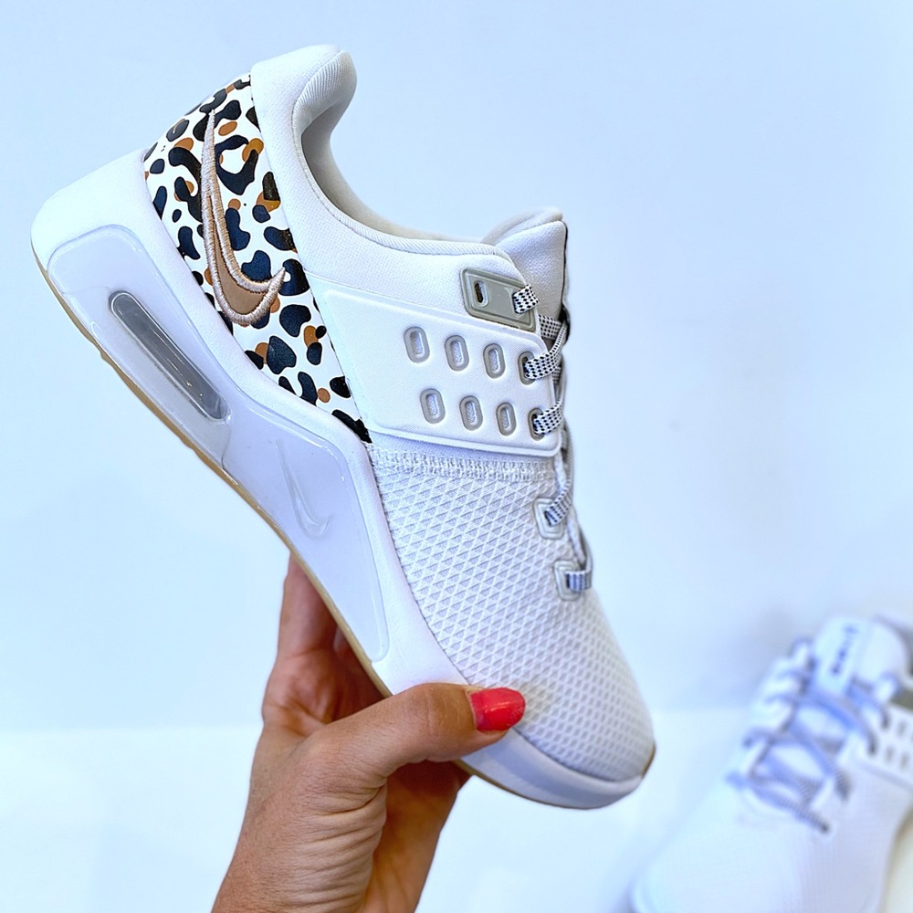 Nike Air Max Bella Leopard Woman’s Running Shoes